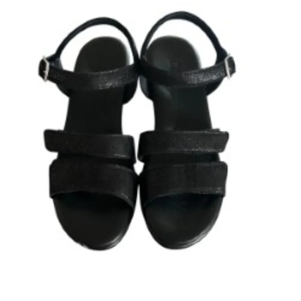 SAS Savanna Black Heel Strap Sandal 7.5